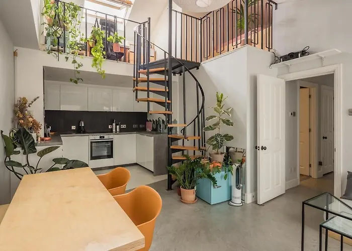 Stylish Georgian Loft 3Beds In London